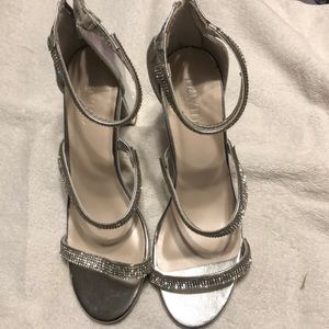 David’s bridal silver dress shoes